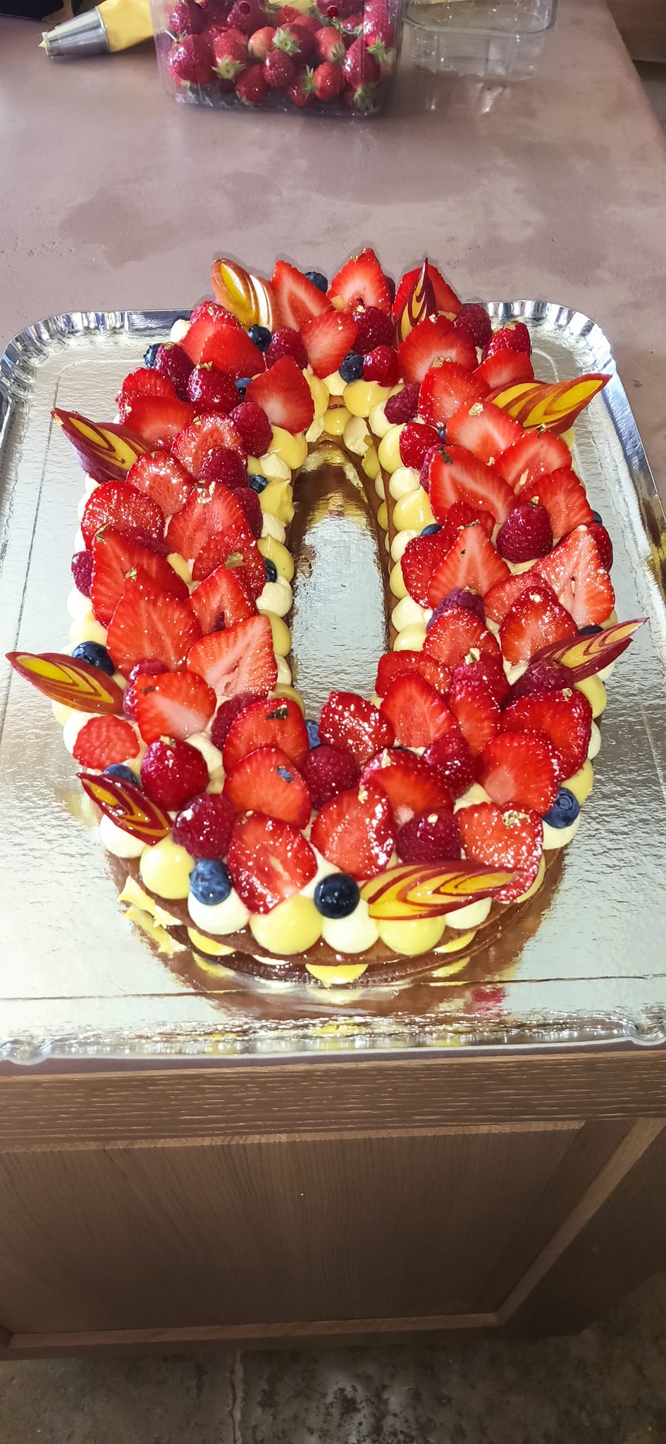 Number cake fruits rouges